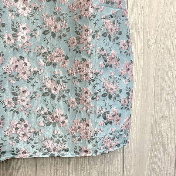 Lulu's Blue Pink Floral Jacquard Mini Dress Size Medium NWT - Picture 7 of 9